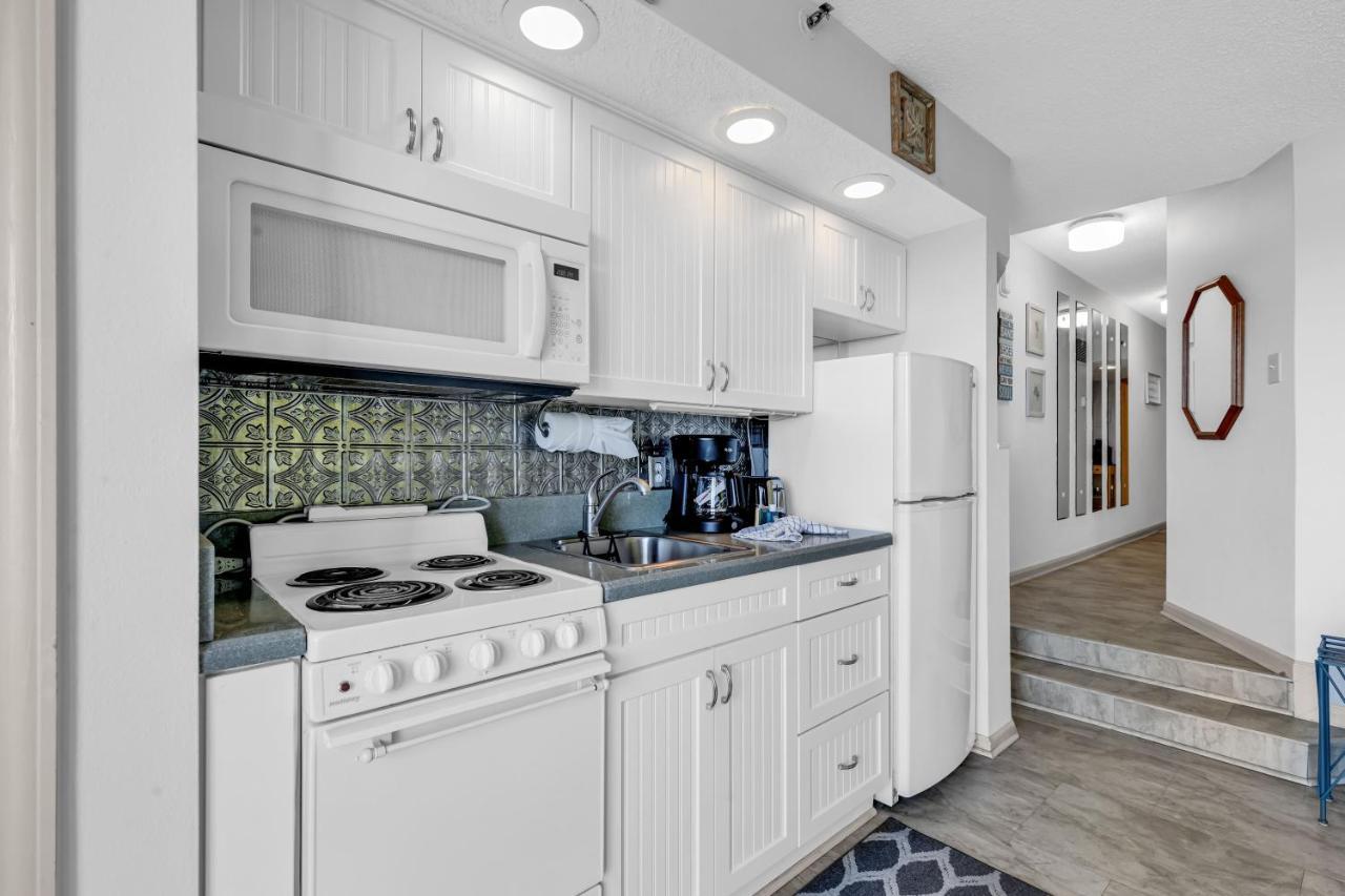 1Br Oceanfront Condo With Pool & Balcony マートルビーチ エクステリア 写真